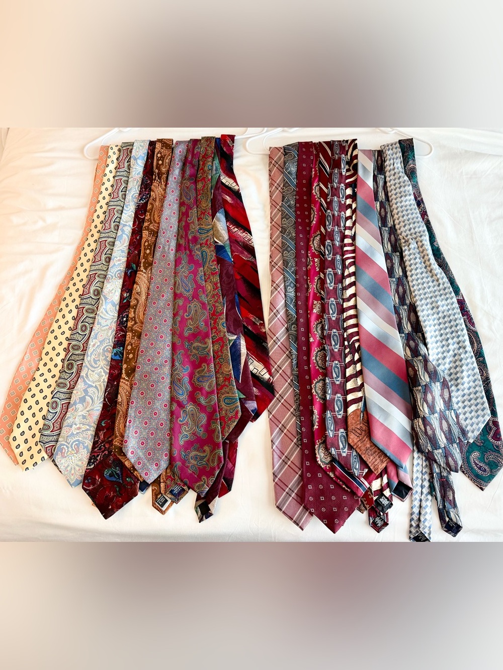Lot of 22 Mixed Neck Ties Brooks Brothers, Steve Harvey, Tommy Hilfiger, Etc